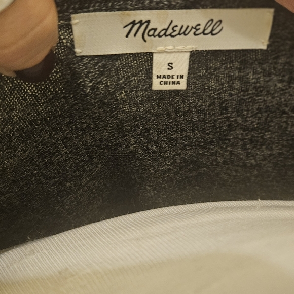 Madewell Charcoal Grey Merino Wool Blend Scoopneck Split Hem Sweater Wmn's Sz S - Picture 3 of 6